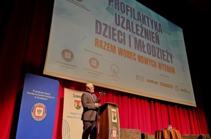 „Profilaktyka uzależnień dzieci i młodzieży – razem wobec nowych wyzwań