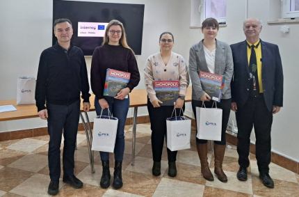 zwycięzcy konkursu „Co wiesz o wodzie z kranu w Suwałkach?”