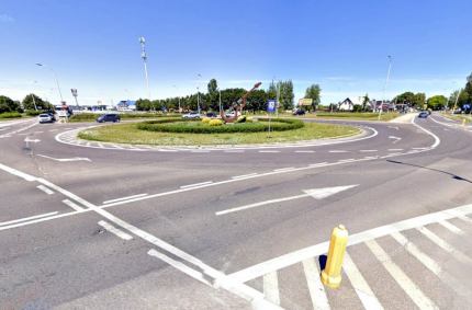 rondo u zbiegu ulic Pułaskiego, Armii Krajowej i Rotmistrza Witolda Pileckiego