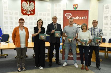 Nowe bloki dołączają do akcji suwalskiego Ratusza