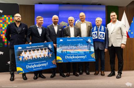 milion złotych z przeznaczeniem na szkolenie i współzawodnictwo sportowe