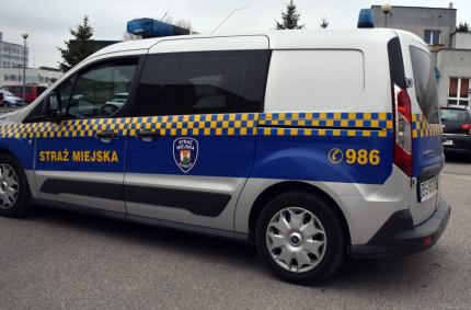  przetarg na dostawę samochodu osobowego specjalistycznego