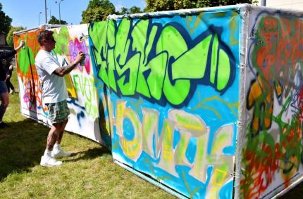 Turnieje Streetball 3×3 oraz Teqball, kreatywne warsztaty, strefa graffiti