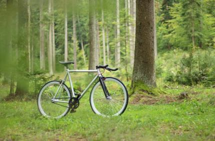 Dlaczego czasem jedzie się „lżej”, a czasem „ciężej” – o odczuciach z jazdy rowerem