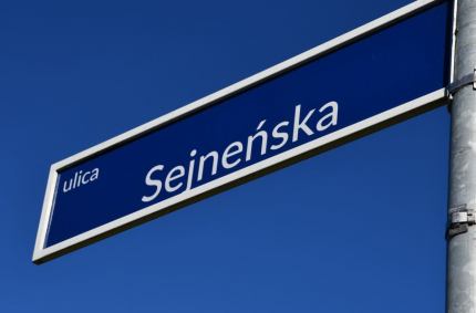 Wykonanie prawoskrętów, podobnie jak to jest przy rondzie na ul. Bulwarowej/Sikorskiego