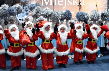 Oficjalne otwarcie Jarmarku Świątecznego na placu Marii Konopnickiej