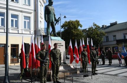 Władze Suwałk zapraszają mieszkańców do udziału w obchodach
