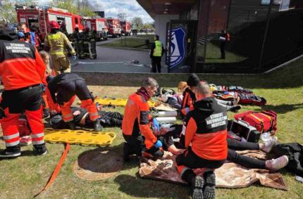 Razem dla Bezpieczeństwa – sport, edukacja i praktyczne ćwiczenia służb w Suwałki Arenie